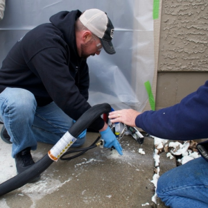 Technical raising concrete with polyurethane foam